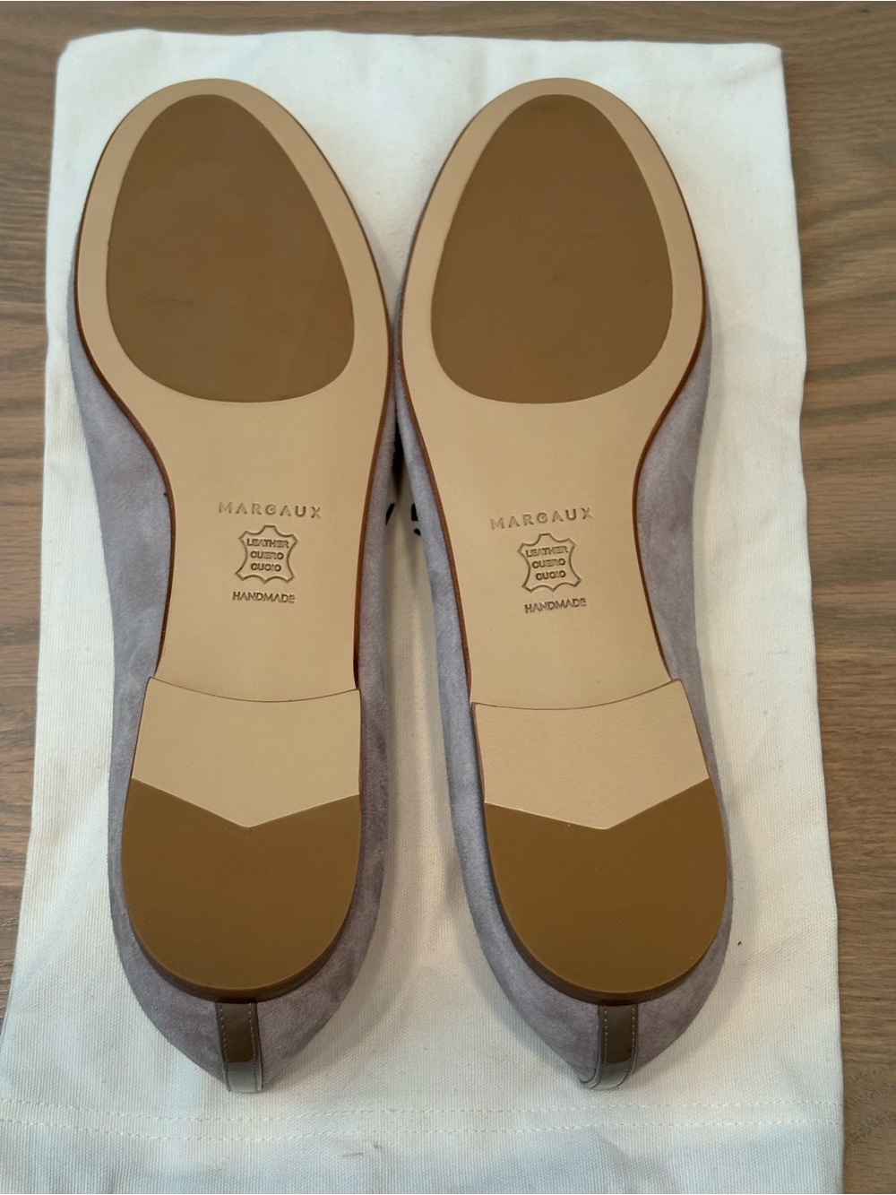 Brand new Margaux “The Modern” suede flats round toe grey padded insole 42.5W 12 - Picture 2 of 6